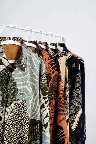 batik hanging img.jpg__PID:6e34552b-db87-409b-9adb-13f04f43ce2f