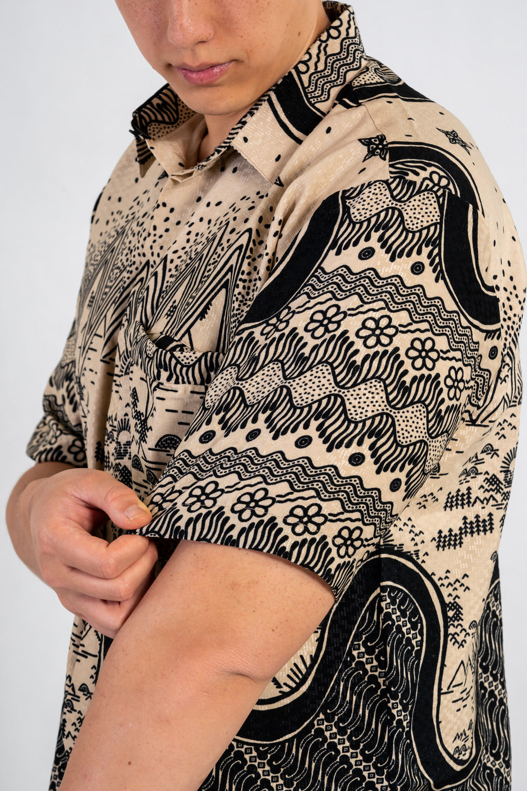 Men's Batik Shirt - Sandscape | Short Sleeves 4