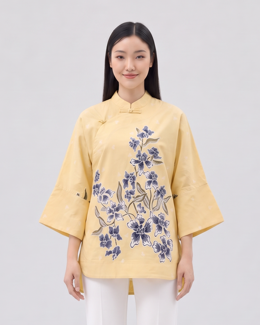 Women’s Batik Frog Button Oversized Top – Prosperity in Bloom