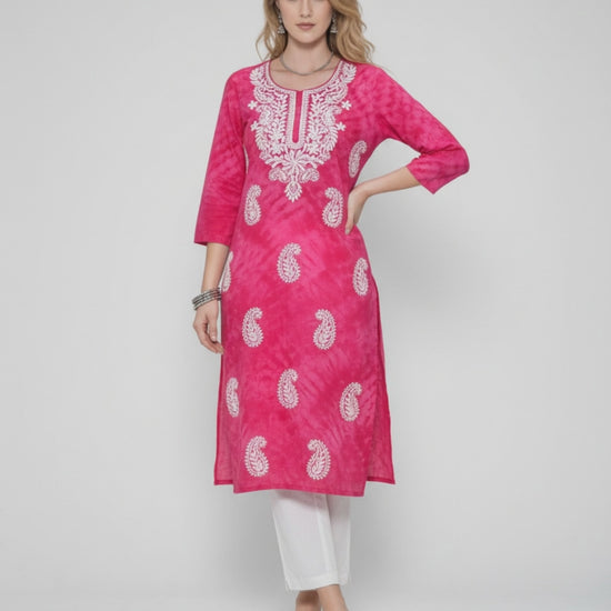Women’s Batik Kurti – Pink Paisley Elegance - video