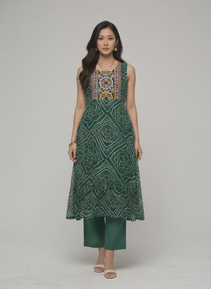 Women’s Batik Kurti – Emerald Mosaic Sleeveless - video