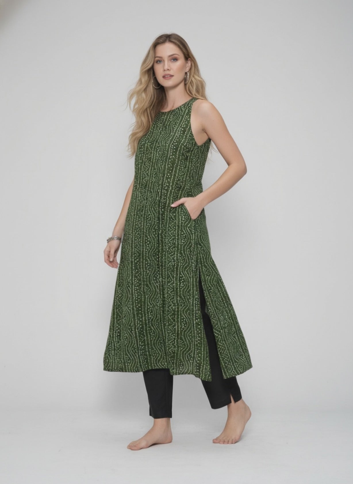 Women’s Batik Kurti – Forest Rhythm Sleeveless  - video